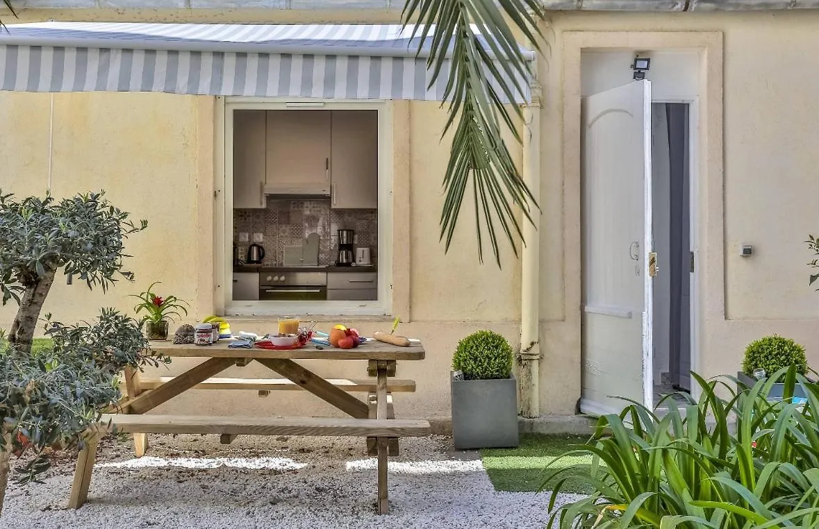 Appartamento Le Refuge Avec Terrasse Et Jardin, En Plein Centre-Ville, Gare 5 Minutes A Pieds Nizza Francia