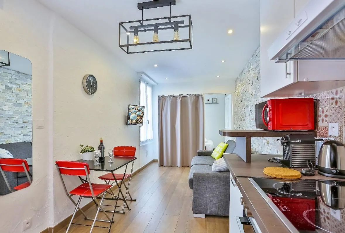Appartamento Le Refuge Avec Terrasse Et Jardin, En Plein Centre-Ville, Gare 5 Minutes A Pieds Nizza